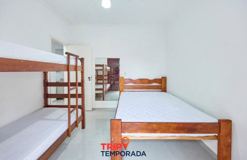 Apartamento espaçoso com ar condicionado e Wi-fi, a 100 metros da praia - Edifício Estoril - Foto 18