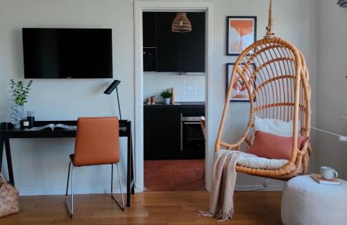 7th Floor Apartment Mokotów - parking - Foto 6