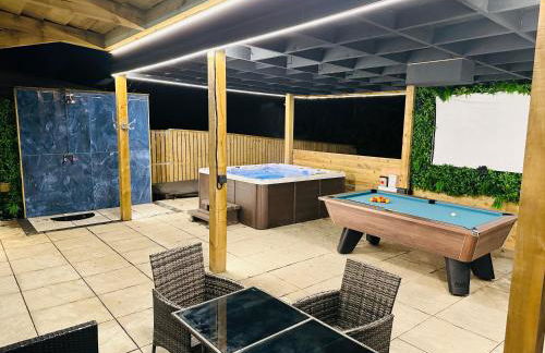 Nether Newton - Sleeps 12, Hottub, Sauna, Private Garden - Foto 34