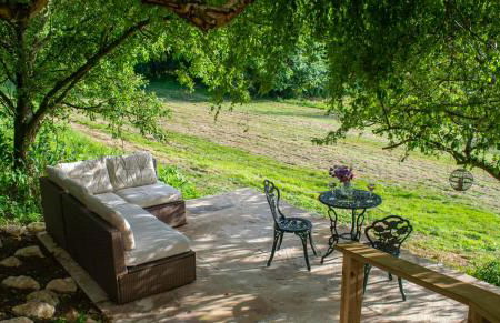 Badgers Sett - Photo 3