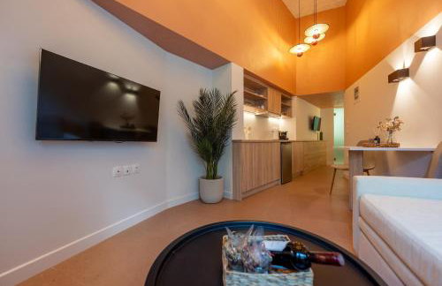 AthenianNest Sarri Boutique Studios Psyrri - Foto 17