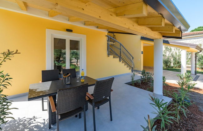 Attractive Apartment With Garden - Foto 10