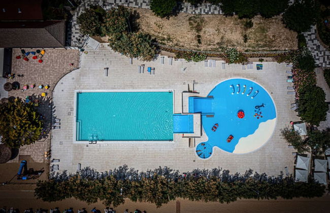 Bungalow in Caorle With Garden Furniture - Foto 10