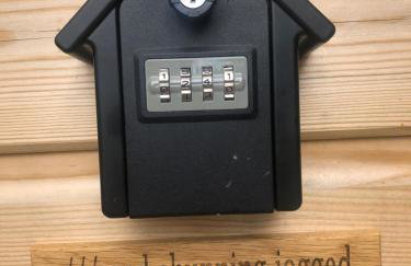 Cosy Shepherds Hut, heating, Hot Tub, WiFi and magnificent view - Foto 25