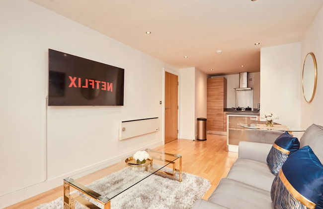 Deluxe City Apt, River Canal View& Free Parking! - Foto 18