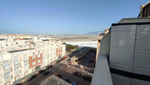 Ático en Balcones de Roquetas II - Foto 2