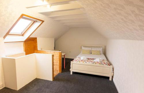 Spacious Home 10 mins to Airport & Braehead - Pass the Keys - Foto 28