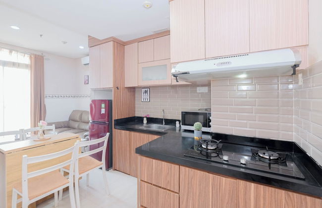 Fully Furnished 2BR Apartment at Pejaten Park Residence - Photo 9