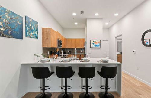 Riviere Apartments King Bed Suite & Pool & Gym & Pet Friendly & Near Epic Universe - Foto 11