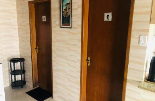 Piscina aquecida, 3 dorms ar condicionado, Cervejeira e Bilhar, a 500 metros do Mar - Foto 40