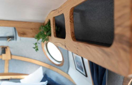 Ausgbebautes Rettungsboot ARDSCHE NOAH - Foto 4