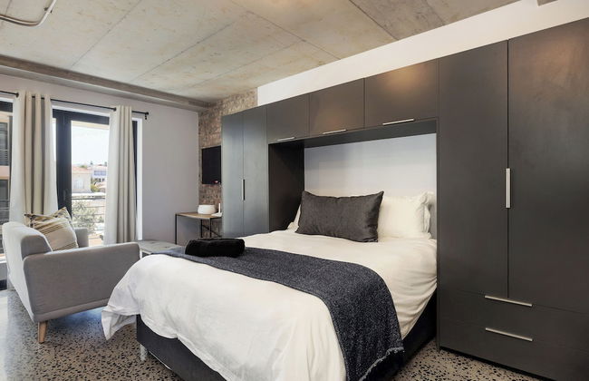 Manhattan On Coral Apartments - Photo 6