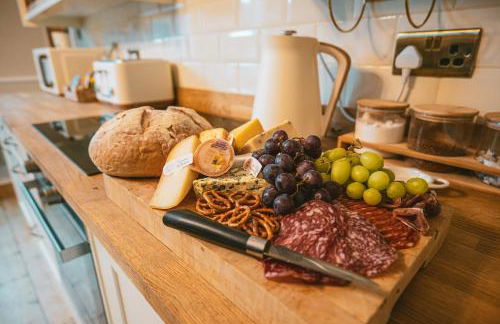 The Prestbury Annexe - Photo 14