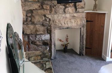 Westside Cottage, Newby Hamlet, Clapham, Yorkshire Dales National Park, Famous Three Peaks, Near The Lake District, Pets Are Welcome, Direct Parking in front of the Cottage & Guest Parking - Foto 47