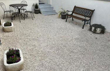 Appartement cosy avec cour privée & terrasse Calme idéal couples familles - Photo 25