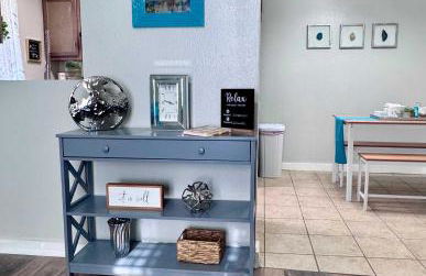 Comfy 2BR 1BA Apt - Foto 4