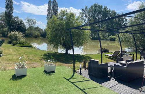 Cottage Le Rosie au bord du lac avec jacuzzi - Foto 48