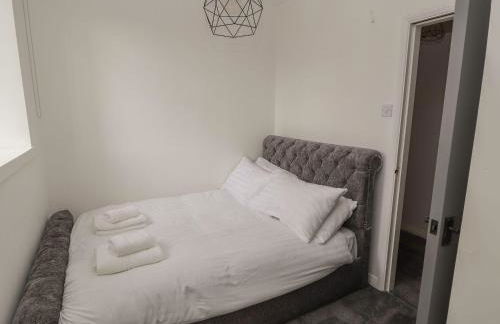 Memorial Building - Photo 79