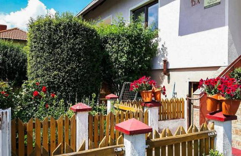 Gorgeous Apartment In Stezyca With Wifi - Photo 7