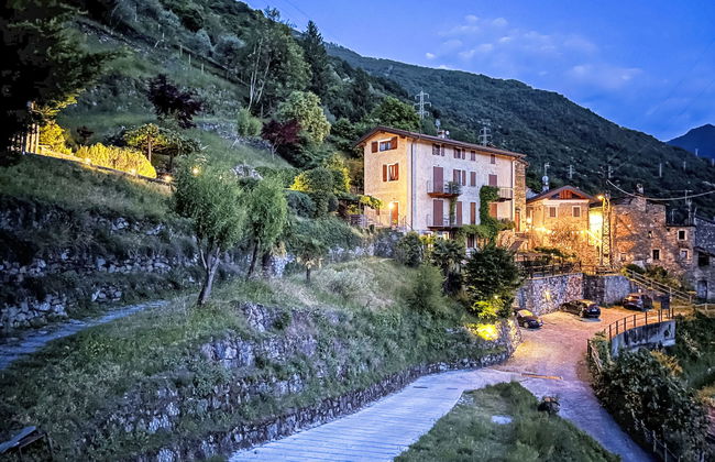 2 bedroom Apartment in Bellano with garden - Photo 30