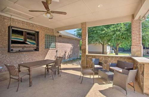 Heated Pool, Pool Table, Hot Tub, Home Theatre, Guest House, Basketball Court, Sleeps-20 - Foto 30