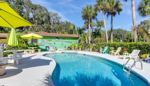 Lake Okeechobee Dockside Cabin with Pool Access - Foto 3