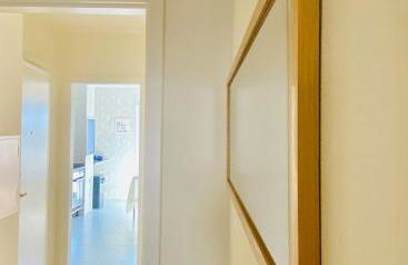 Serene Coastal Retreat with king Bed & Pool in Lavra - Foto 30