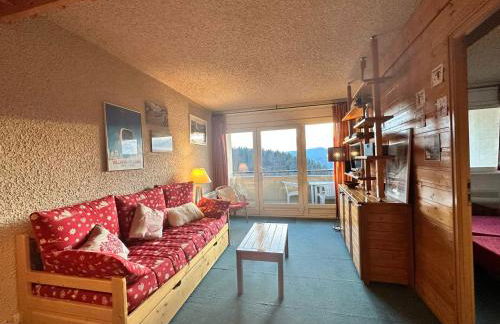 Appartement 2 pièces au pied des pistes de ski avec balcon et parking - FR-1-515-31 - Foto 5