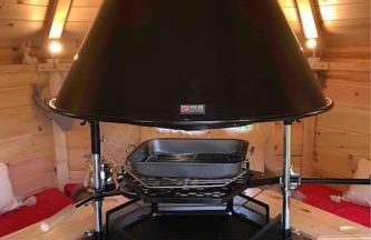 Romantic Treehouse with Hot Tub & BBQ Lodge - Foto 13