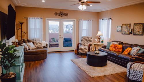 Steps to the Beach! Rooftop Deck! Firepit & BBQ! - Photo 4