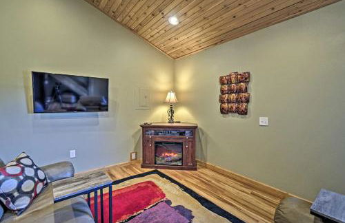 Picturesque Port Angeles Cabin with Fire Pit! - Foto 4