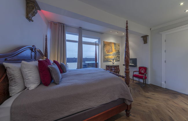 ICELAND SJF Villa , Hot tub & Outdoor Sauna Amazing Mountains View - 15 min to downtown - Foto 6