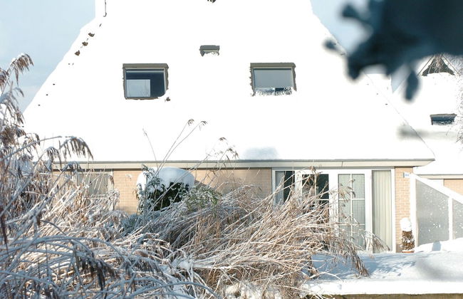 Wellness aan het Water in Earnewoude - Photo 34