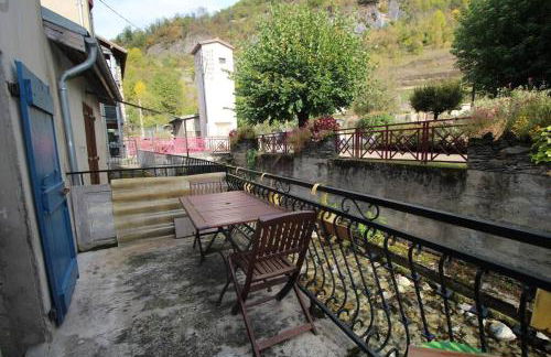 Chaleureuse maison en pierres avec terrasse - Foto 4