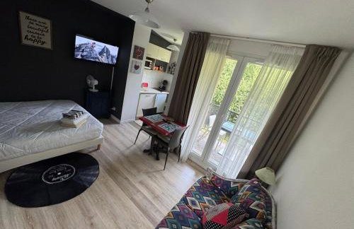 Studio T1 piscine chauffée parking gratuit les hauts dhonfleur - Foto 1