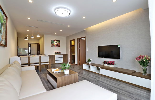 Luxe Paradise Suites Tay Ho - Photo 8