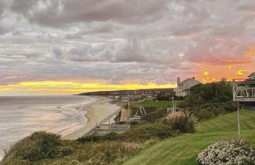 Surfside Villa by Rove Travel - Oceanfront Home with Hot Tub - Foto 53