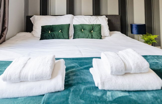 South Downs retreat house with parking - Photo 5