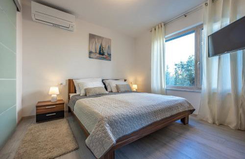 Luxury White Sails Villas with a Multi Sport Court and Sea View - Photo 77