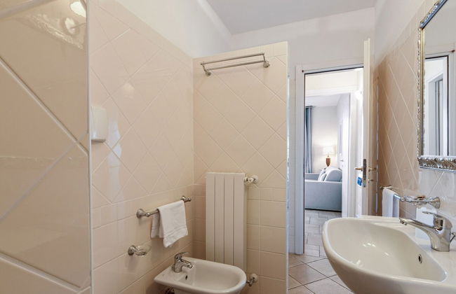 Residential Complex With Panoramic Views and Pool - Foto 13