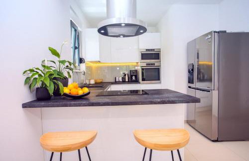 Villa Zora -luxurious villa with heated pool, sauna, 4 bedrooms, 10 persons max - Photo 12