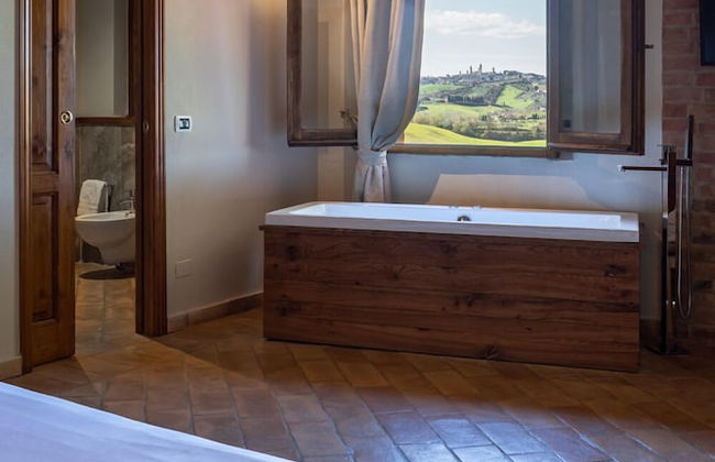 Mormoraia - Photo 30