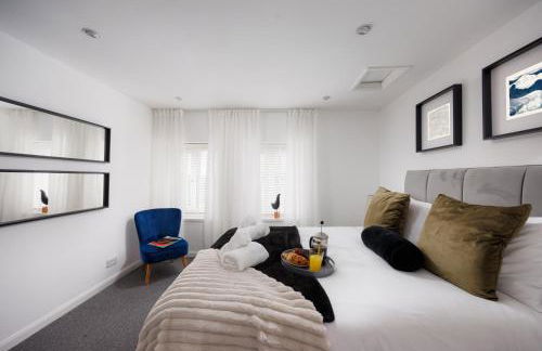 Stunning Penthouse Apartment - Sea view - Plymouth - Parking - By Habita Property - Foto 68