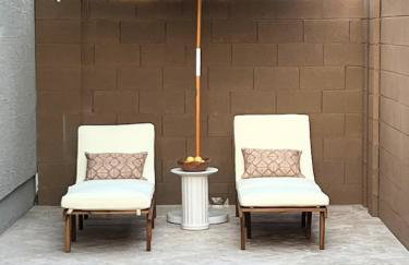 Luxury 1 BR Casita with Private Yard, Garage and WD - Foto 12