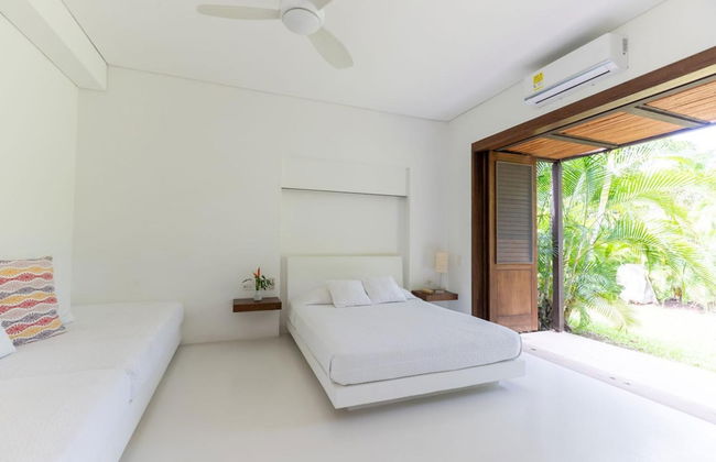 w Beautiful 4BR Villa at Mesa de Yeguas - Photo 13