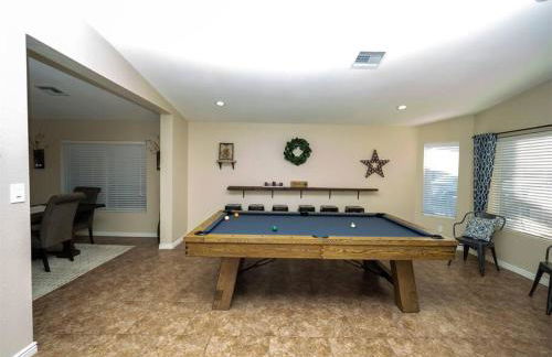 Spacious house with pool heater, hot tub, billiards - Foto 4