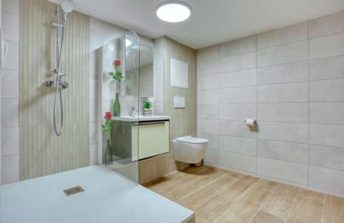 Large house ideal for groups families 12 people - Foto 42