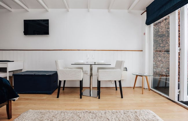 Riverside Cottage - From 1088 Per Night - Foto 13