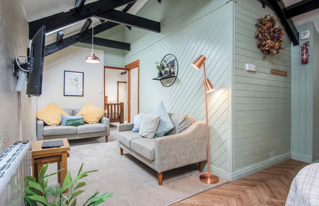 The Loft - 1 Bedroom Apartment - Photo 24