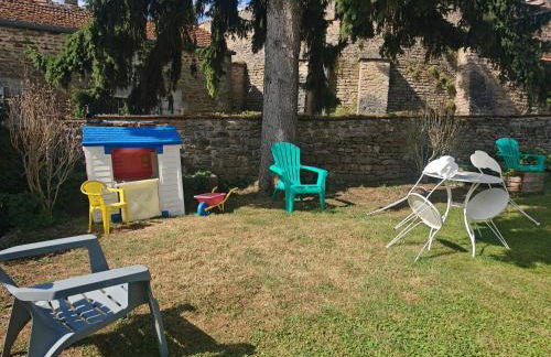 chez Émile côté face maison entière, 3 chambres, 2 salles de bains,jardin et terrasse - Foto 23
